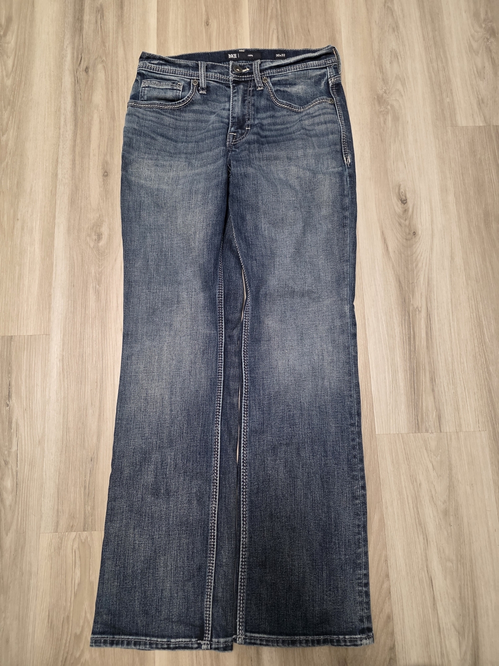 BKE Men's Wide Leg Jeans in Washed Blue